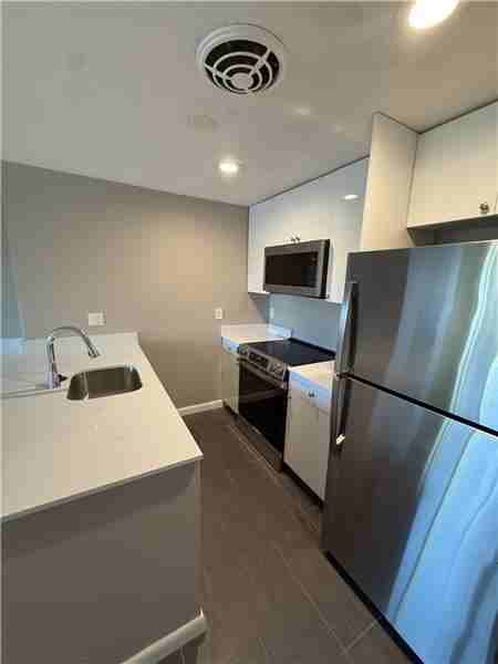50 Evergreen St #31 - Photo 2 of 8