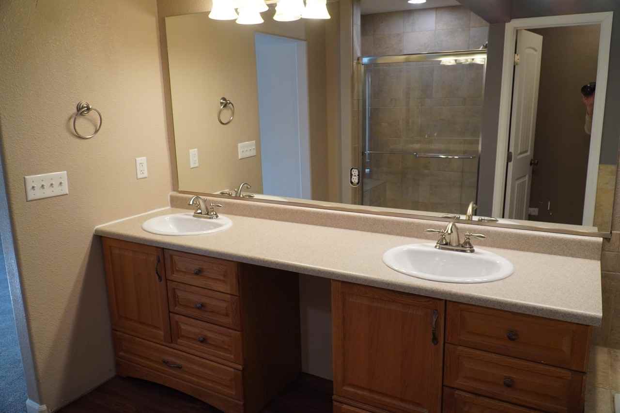 4221 W Eisenhower Blvd - Photo 2 of 14