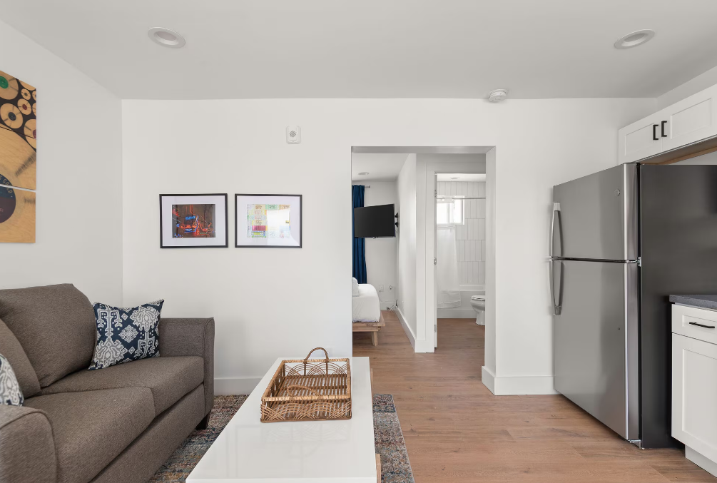 The Kensington - Photo 6 of 11