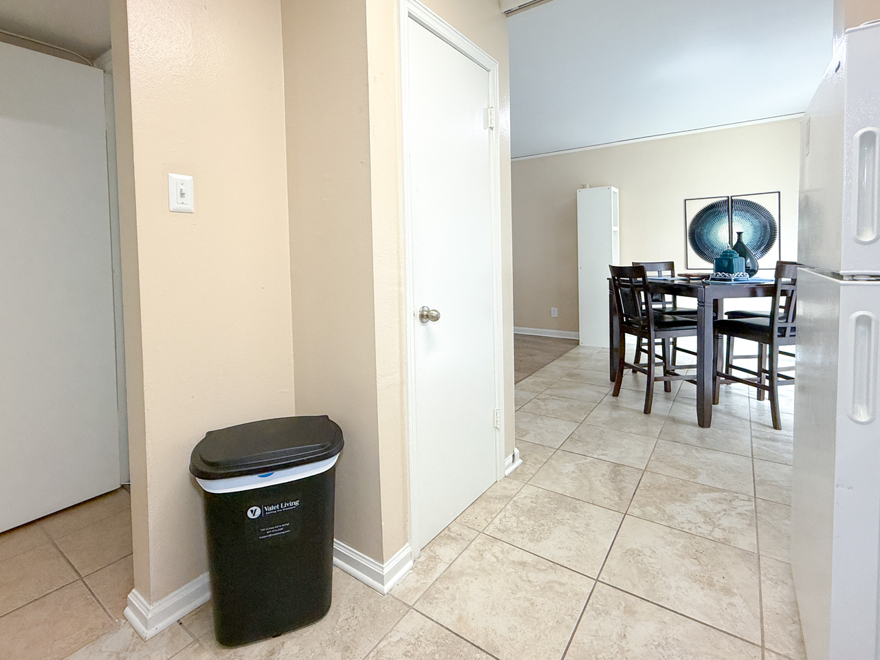 Provincial North Apartments - Photo 5 of 26