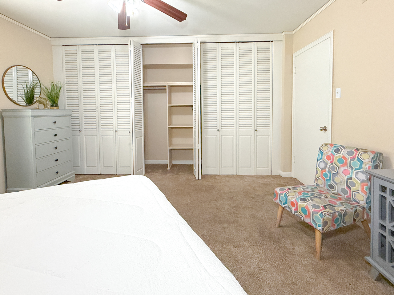 Provincial North Apartments - Photo 7 of 25