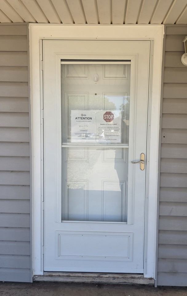3311 Storey Ave - Photo 2 of 23