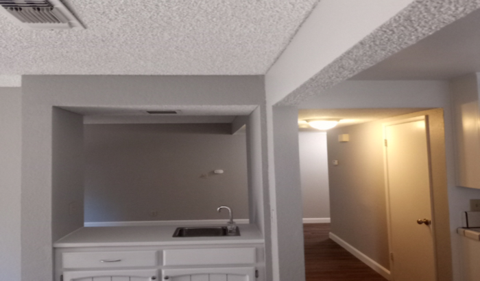 7798 Chancery Ct - Photo 5 of 32