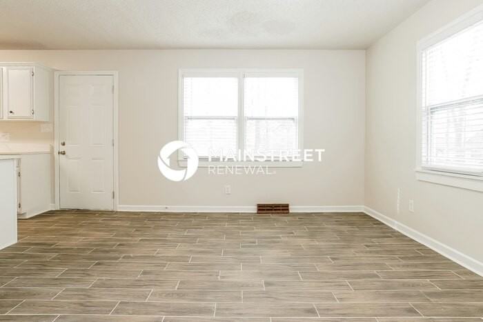160 Oak Forest Dr - Photo 6 of 17