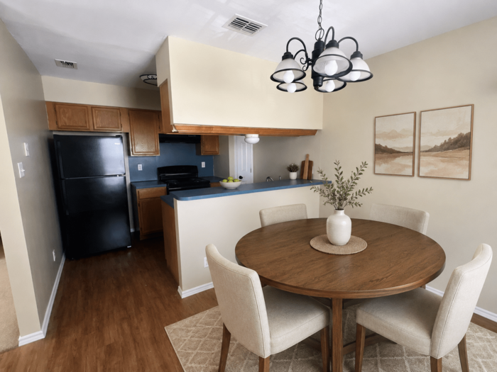 3936 Bourbon St #7 - Photo 2 of 10