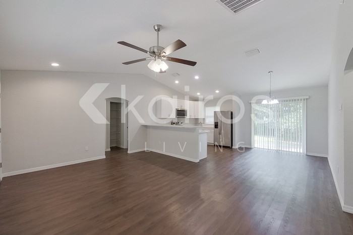 3820 Se 136th Pl - Photo 6 of 24