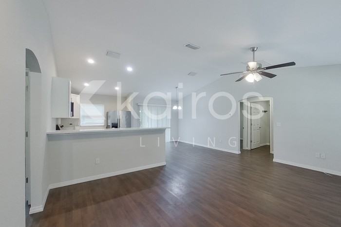 3820 Se 136th Pl - Photo 7 of 24