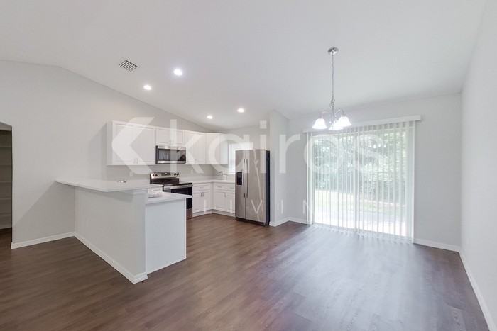 3820 Se 136th Pl - Photo 7 of 23