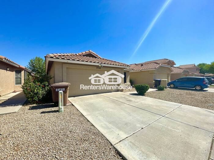 7938 W Paradise Dr - Photo 2 of 19
