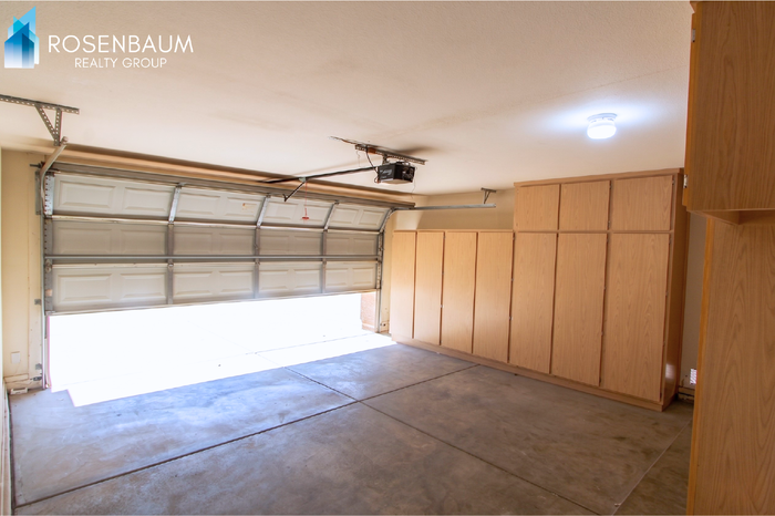 940 S Lafayette Dr - Photo 7 of 14