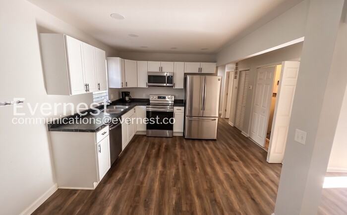 838 Lock Ave - Photo 6 of 21