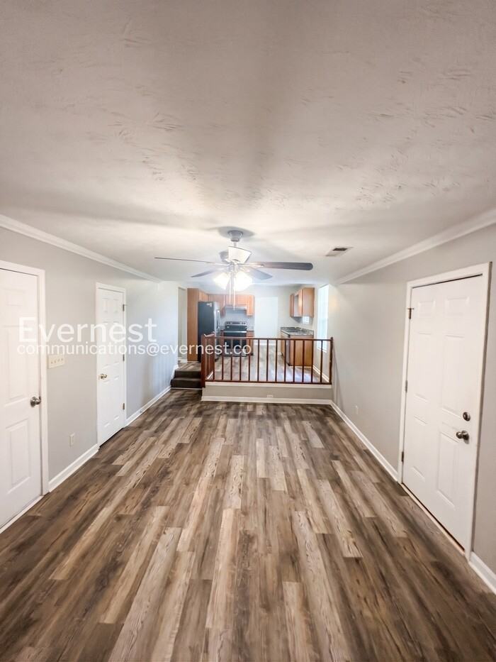 1487 Saint Dunstans Rd - Photo 3 of 26