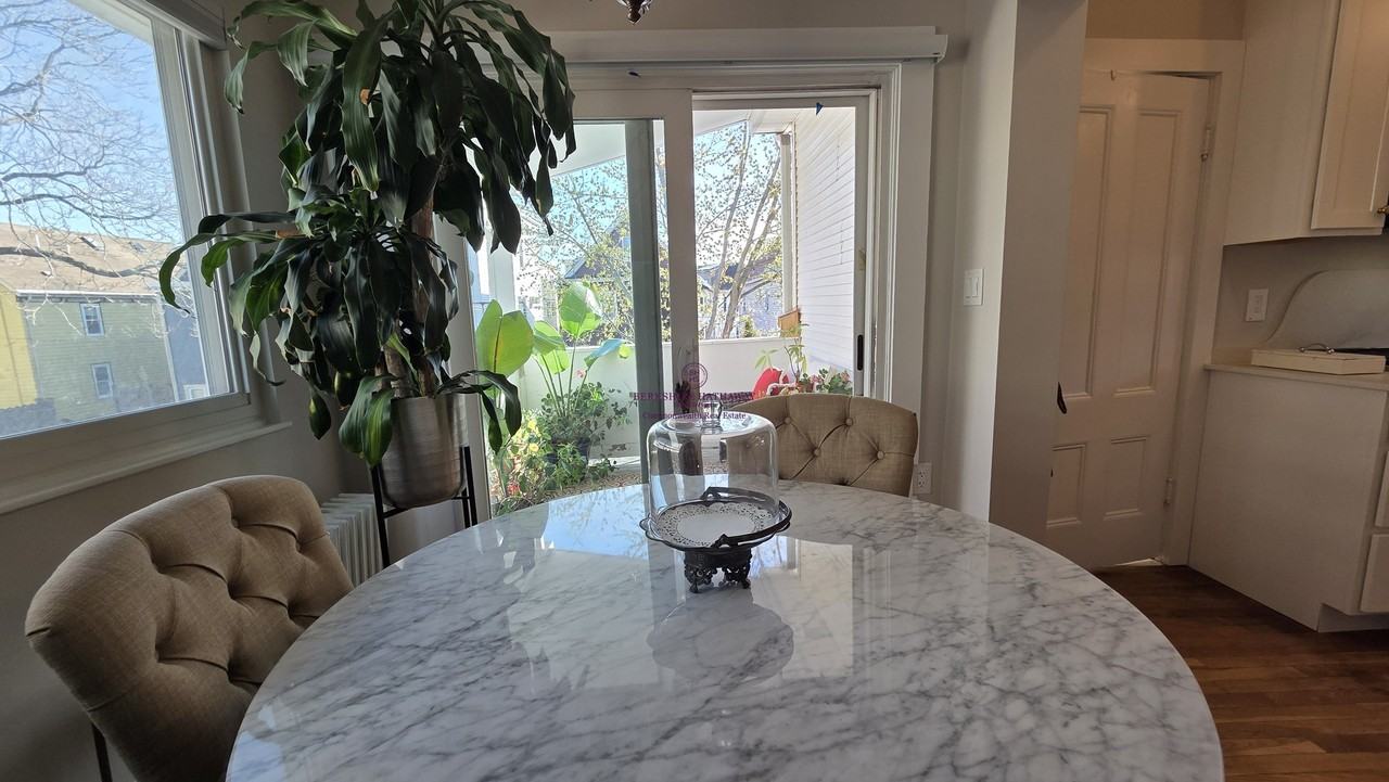 26 Clark St #B - Photo 4 of 25