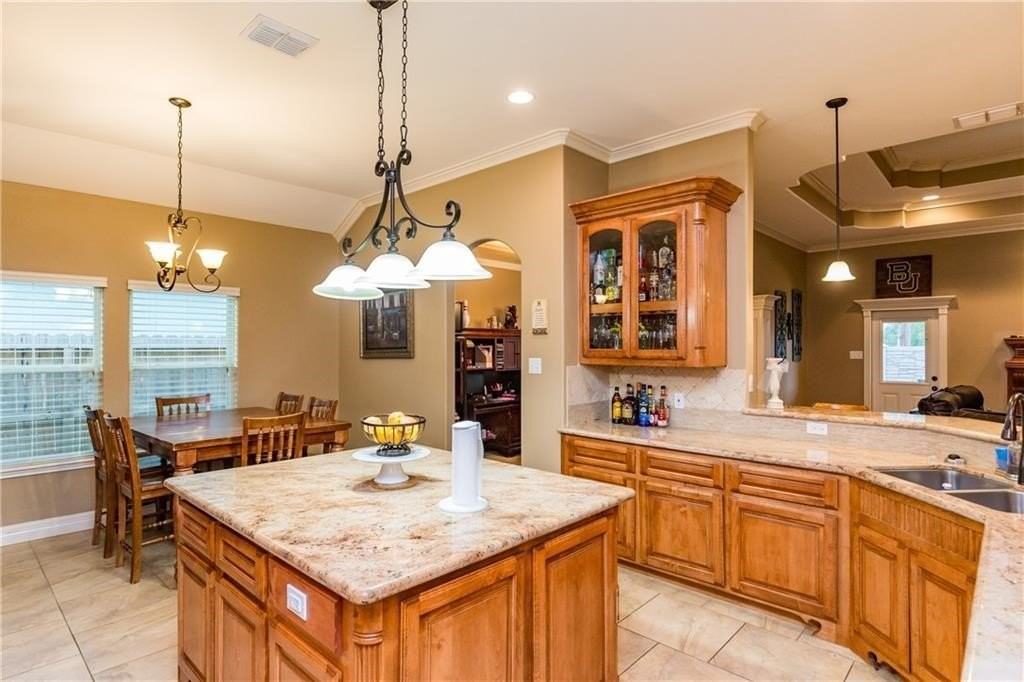 1306 Keenland Rd - Photo 2 of 27