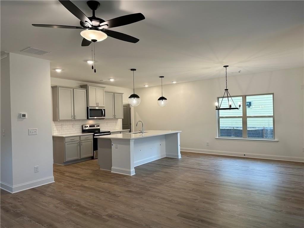 2955 Vinca Dr - Photo 2 of 15