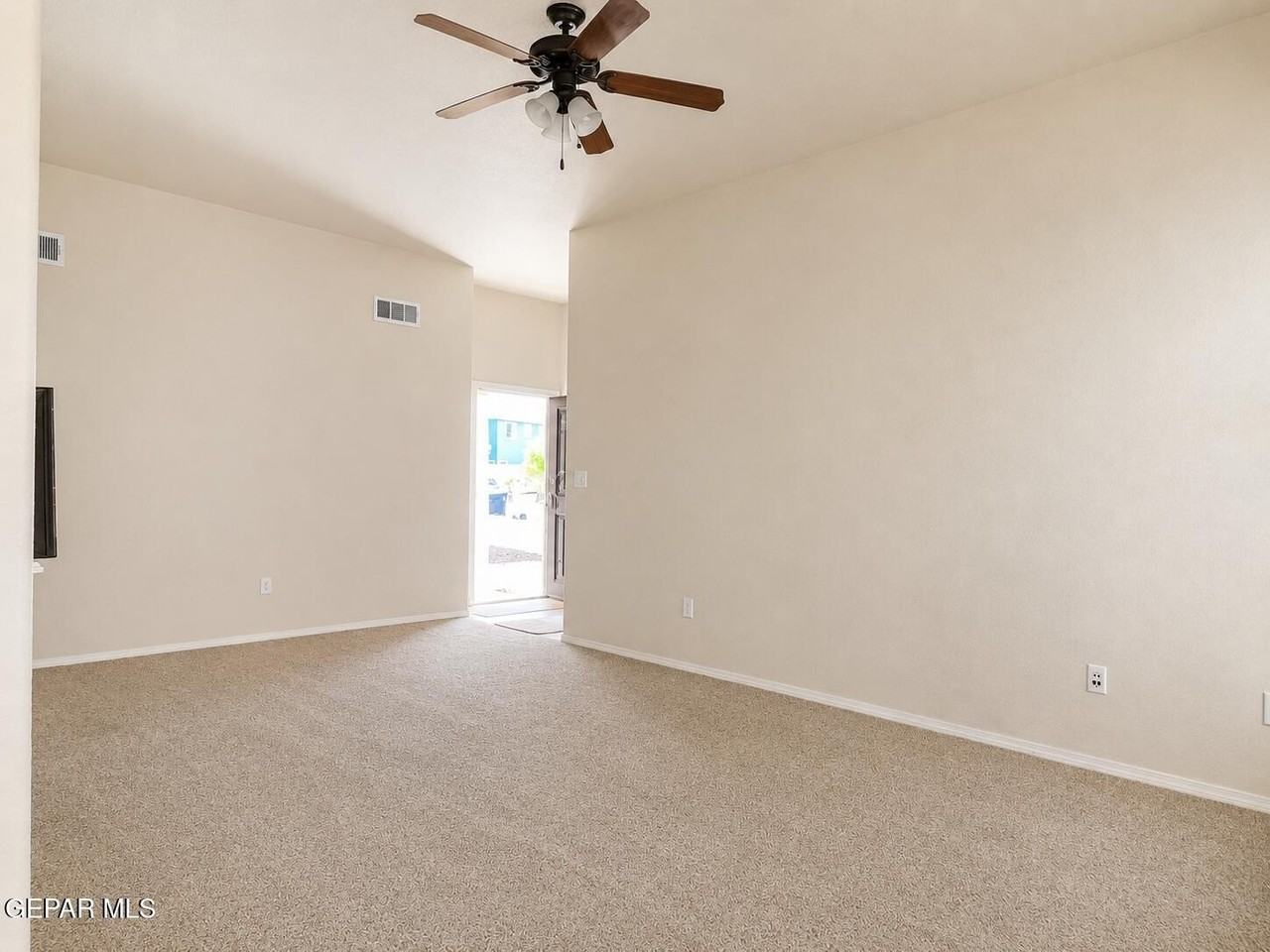 12871 Hidden Grove Dr - Photo 2 of 22