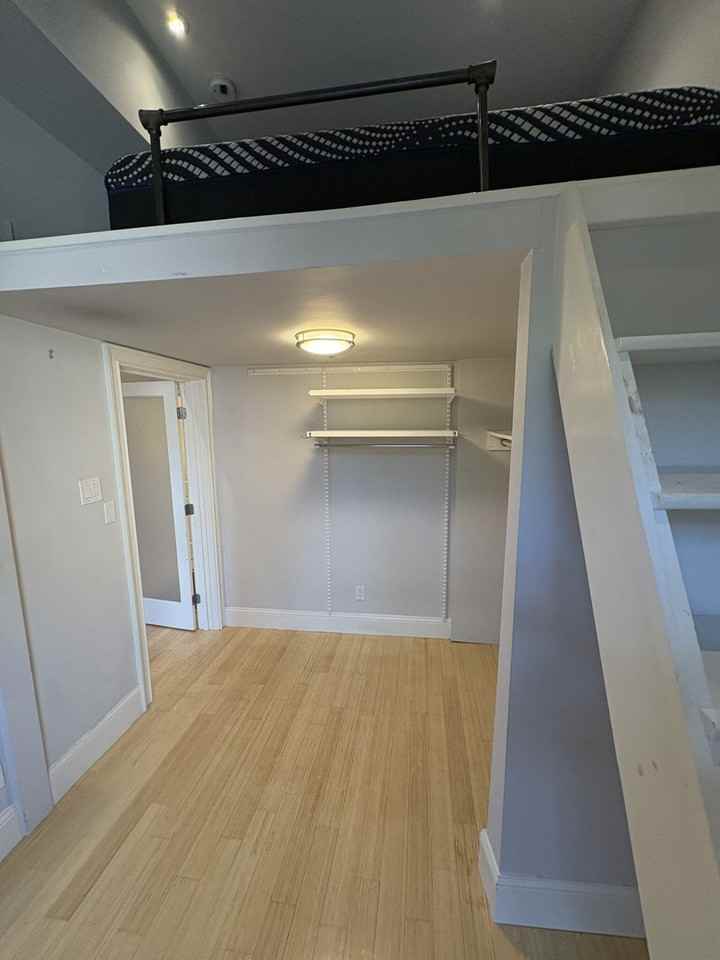 293 Columbus Ave #5 - Photo 6 of 28