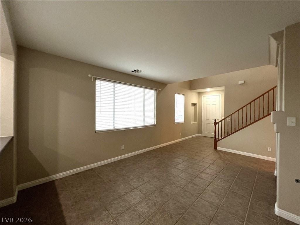 8326 Golden Cypress Ave - Photo 6 of 35