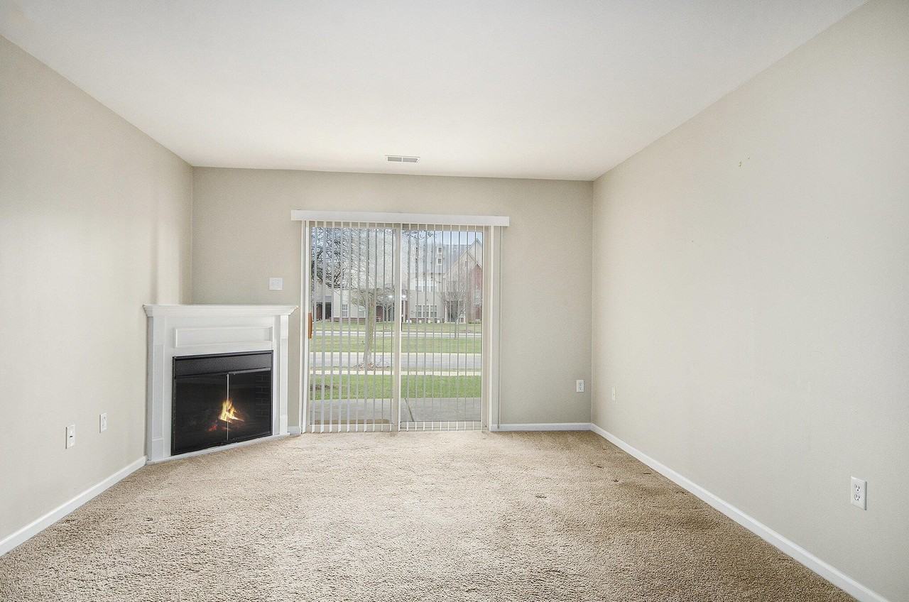 799 Addington Ln - Photo 4 of 19