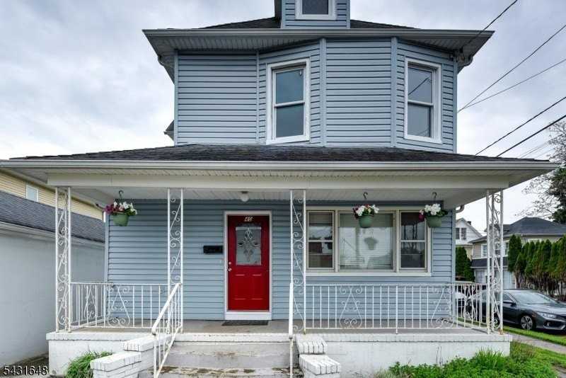 40 Grove St - Photo 4 of 45