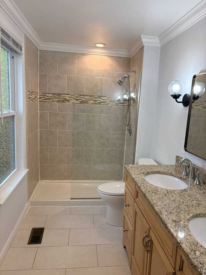 18 Bowen St #1 - Photo 6 of 27