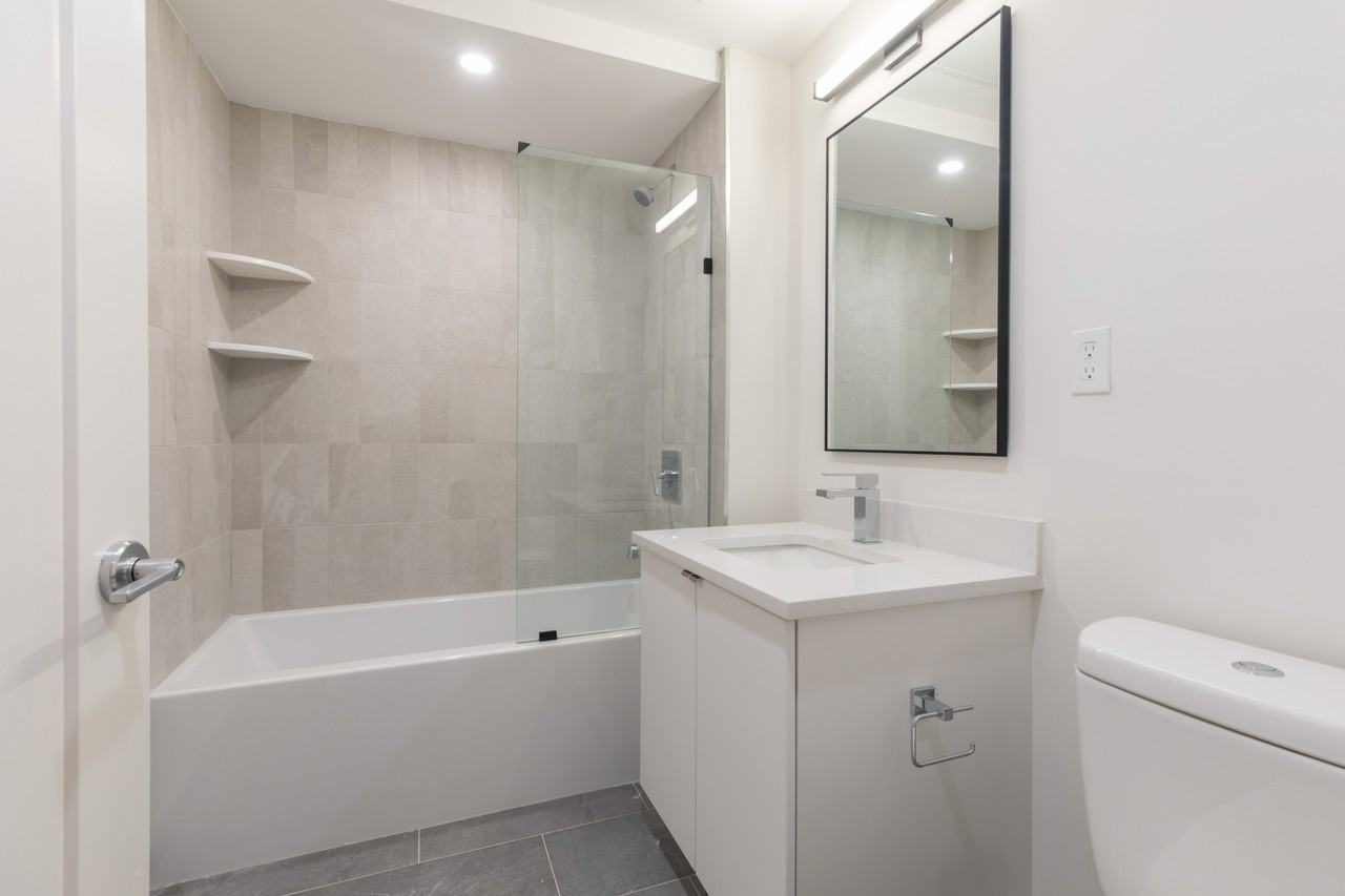 11 E Lenox St #403 - Photo 4 of 27