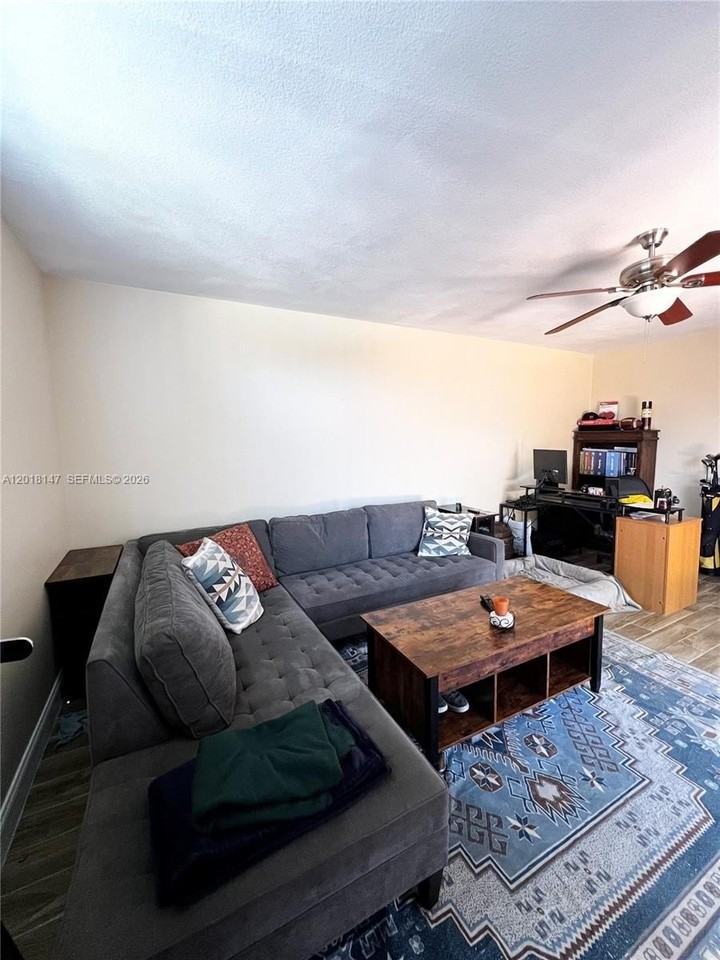 192 Springdale Cir #192 - Photo 7 of 45
