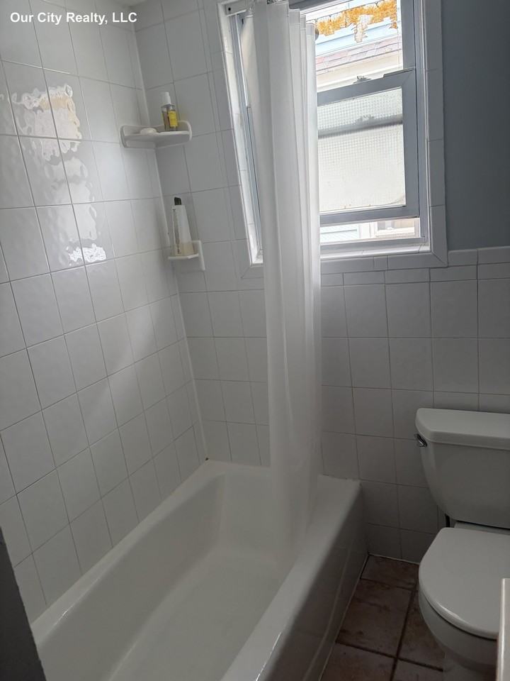 Bristol Rd #2 - Photo 5 of 11