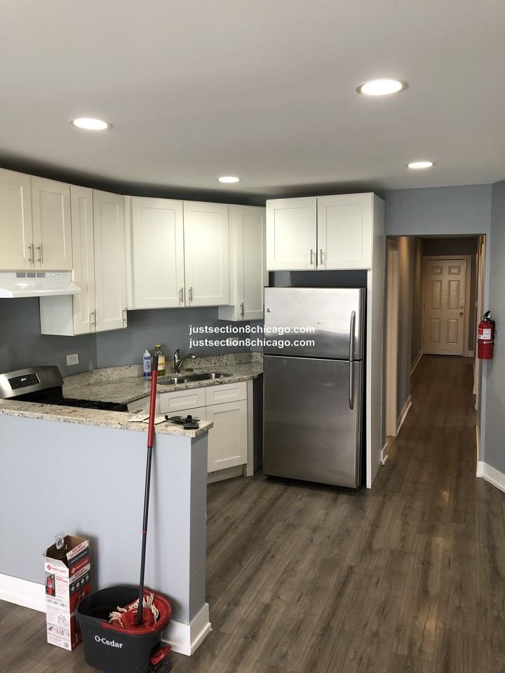 207 N Karlov Ave #2 - Photo 2 of 9