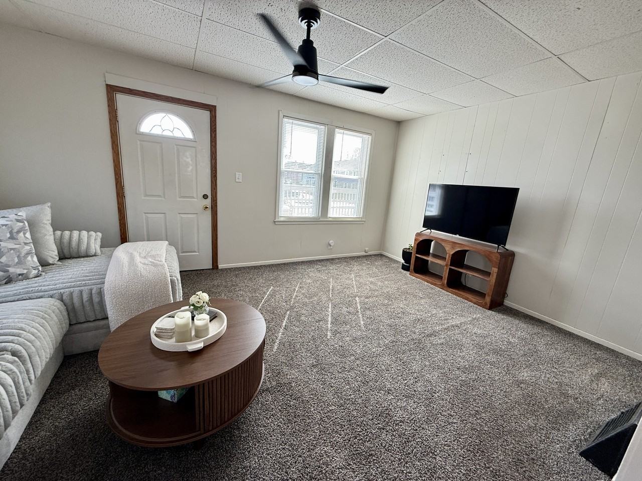 200 N Pine - 202 #202 - Photo 3 of 44