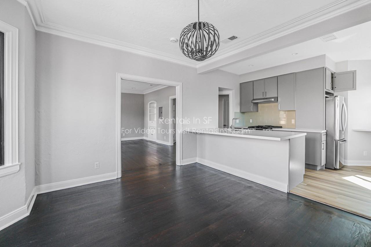 985 Church St #5 - Photo 5 of 16