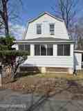 901 Beverly Ave - Photo 1 of 1