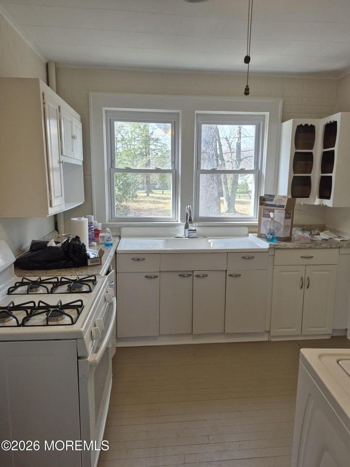 901 Beverly Ave - Photo 7 of 7