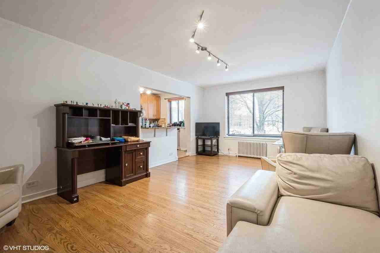 1224 W Chase Ave #1F - Photo 7 of 15