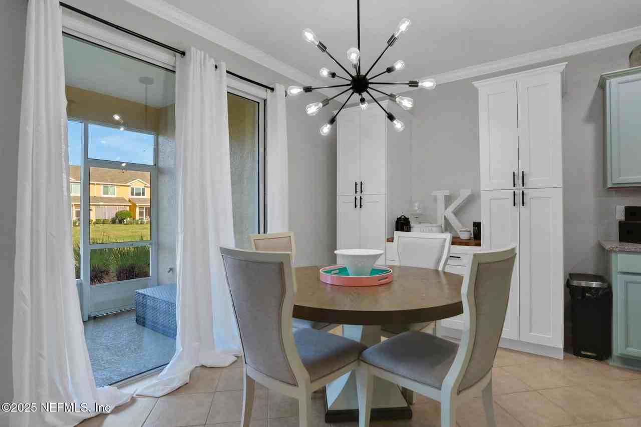 14163 Mahogany Ave - Photo 7 of 50