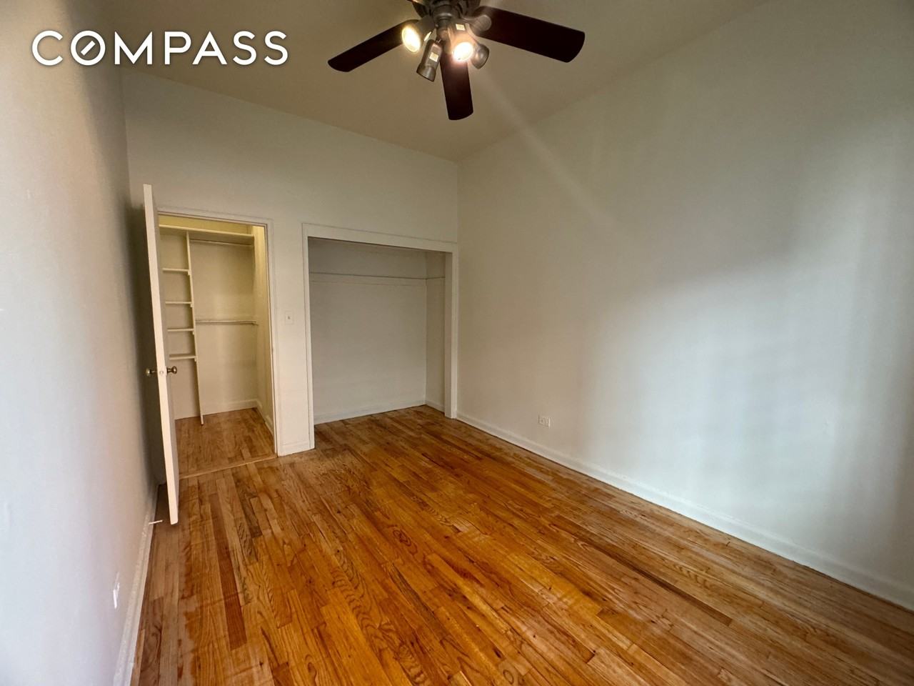 1240 Lexington Ave #33 - Photo 4 of 7