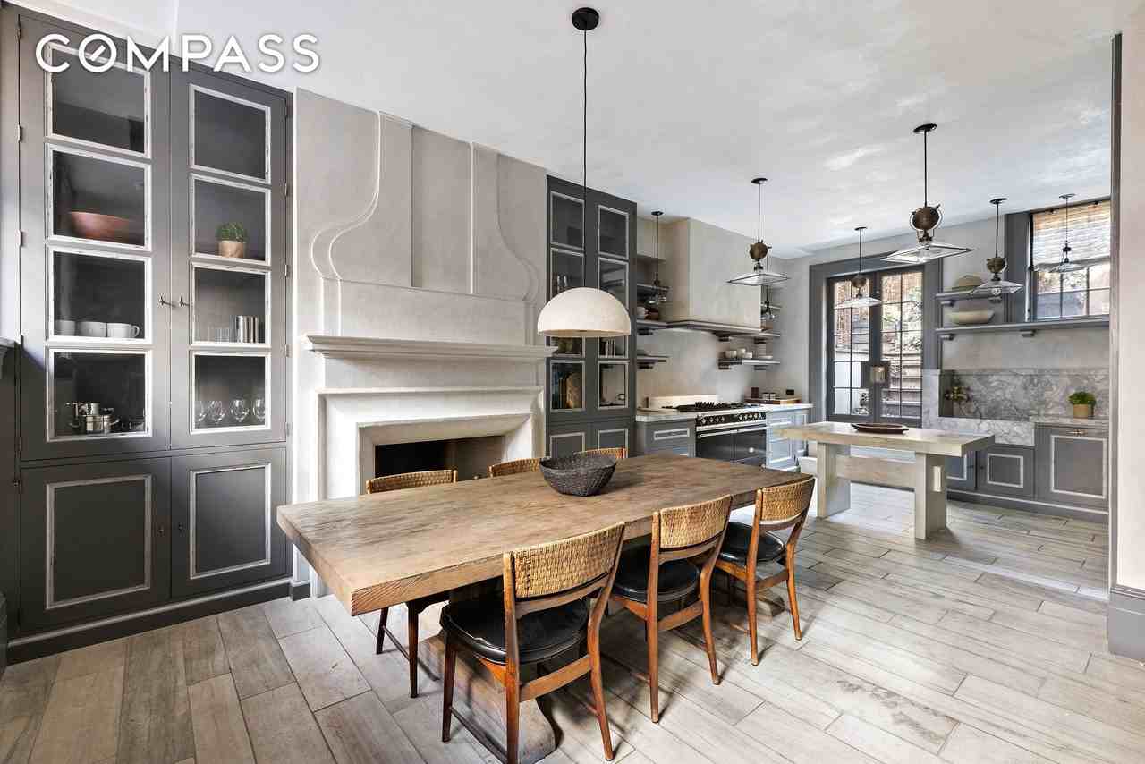 68 Morton St #TH - Photo 4 of 21