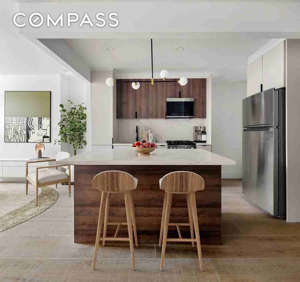 4508 11th St - Photo 3 of 7