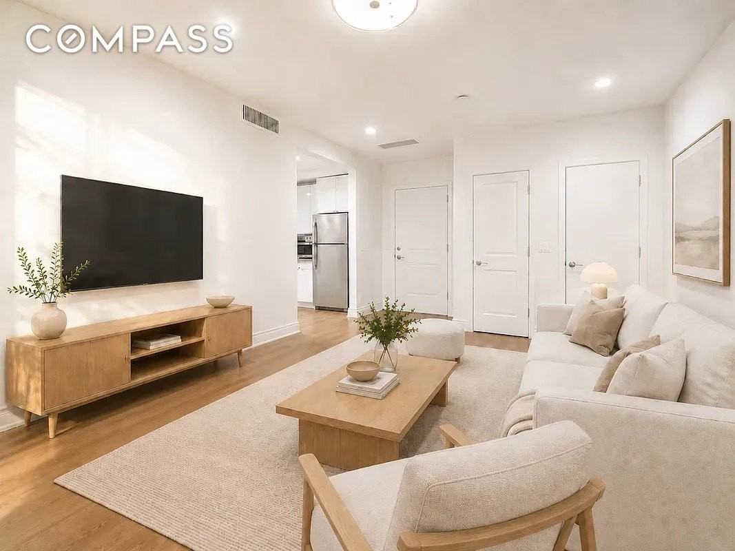 1117 Lafayette Ave #2R - Photo 2 of 15