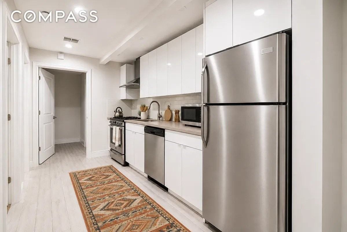 1117 Lafayette Ave #2R - Photo 4 of 15