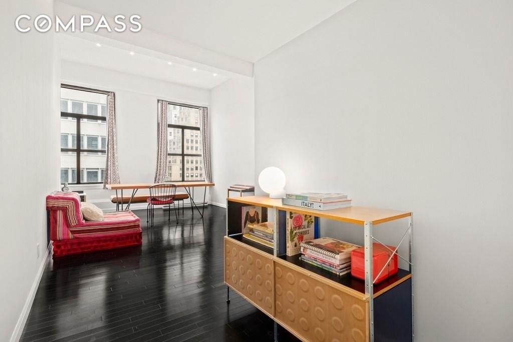 244 Madison Ave #10G - Photo 2 of 7