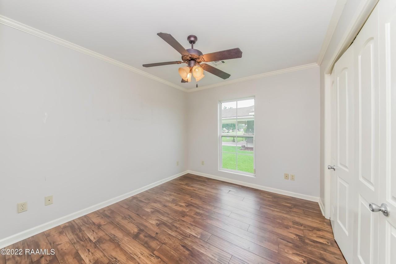1029A Gary Dr - Photo 6 of 17