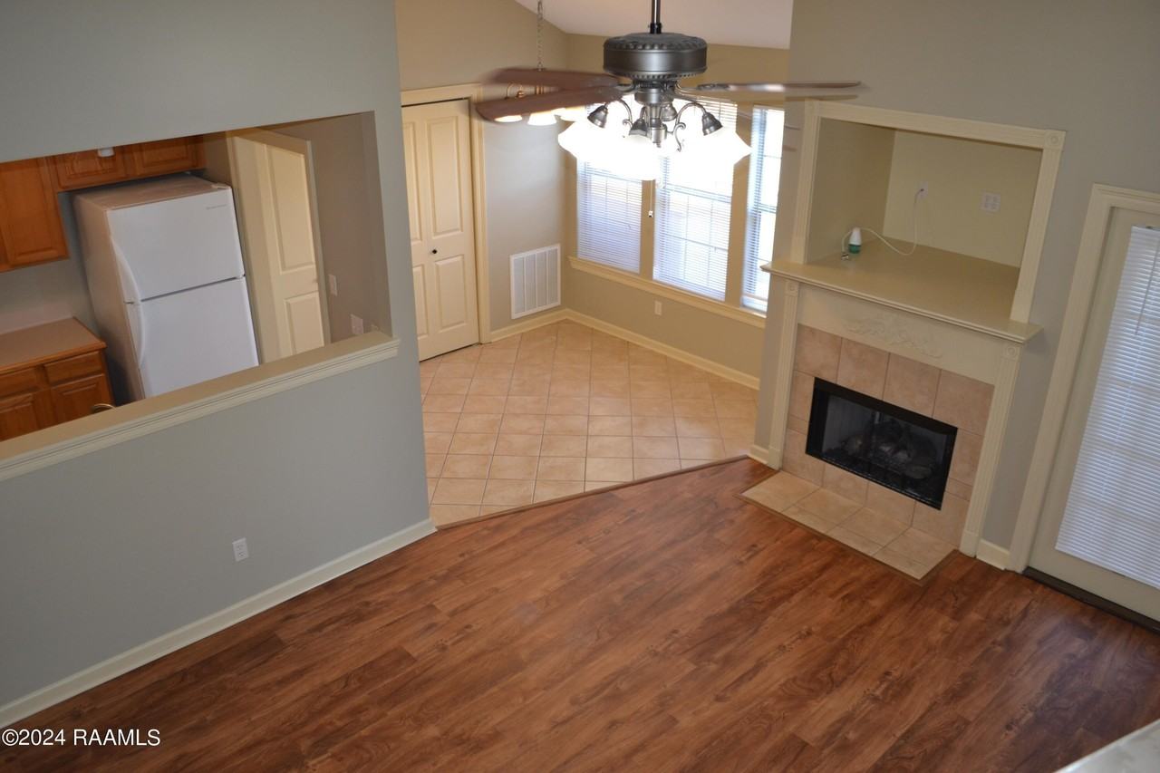 319 Artisan Rd #D - Photo 6 of 15