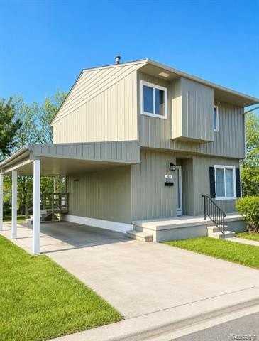 202 Fisher Ave - Photo 2 of 7