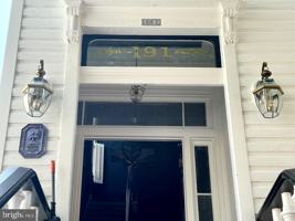 featured image of 191 Prince George St #E