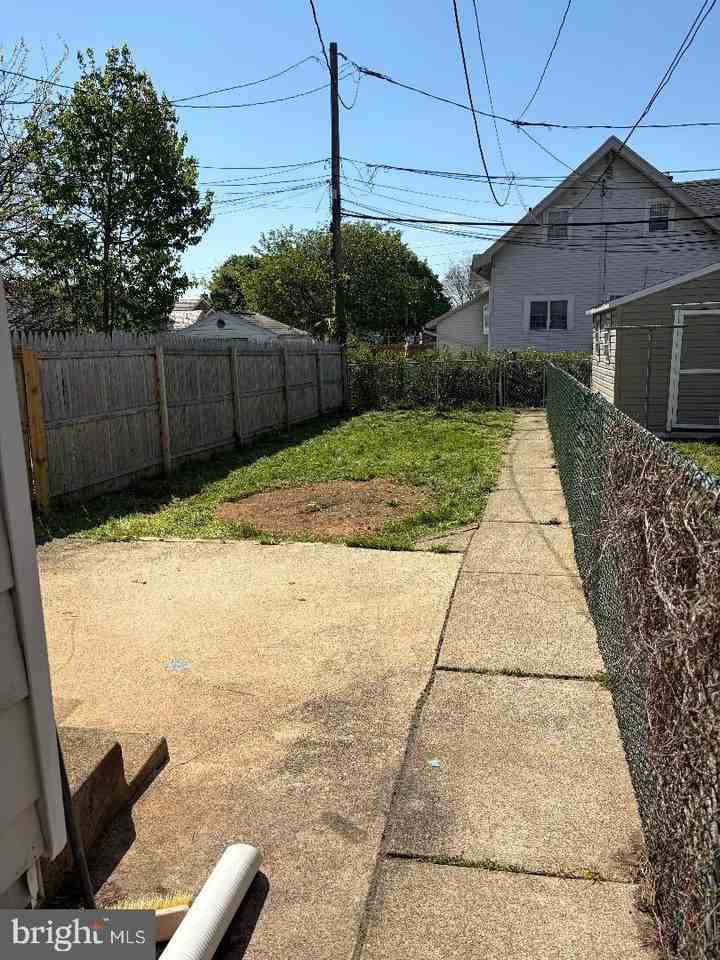 917 High St - Photo 3 of 18