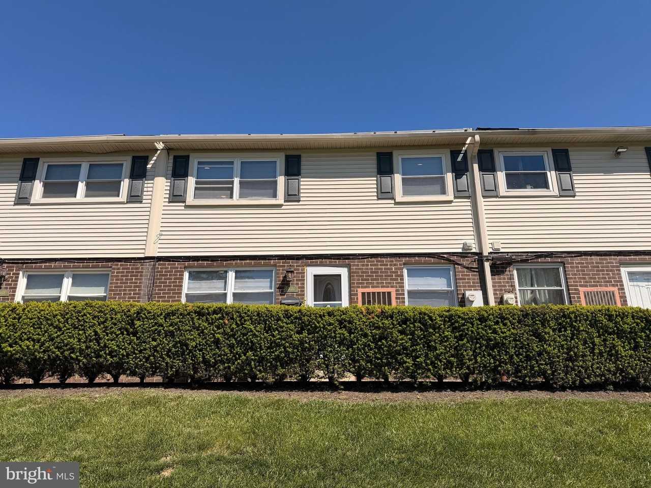 607 Edison Ave #607G - Photo 2 of 22