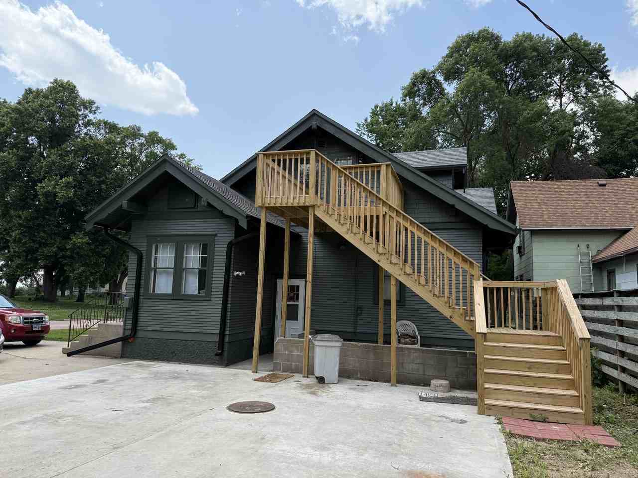124 Court St #1 - Photo 2 of 18