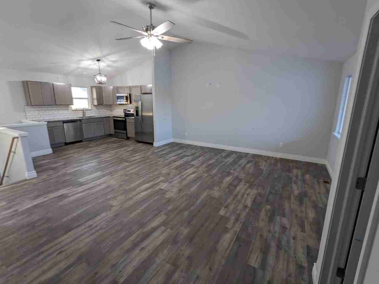 8985 E Chris St - Photo 5 of 20