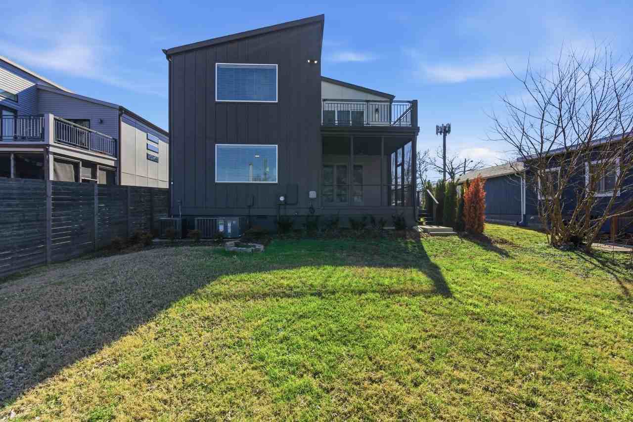 426 Patterson St - Photo 7 of 20